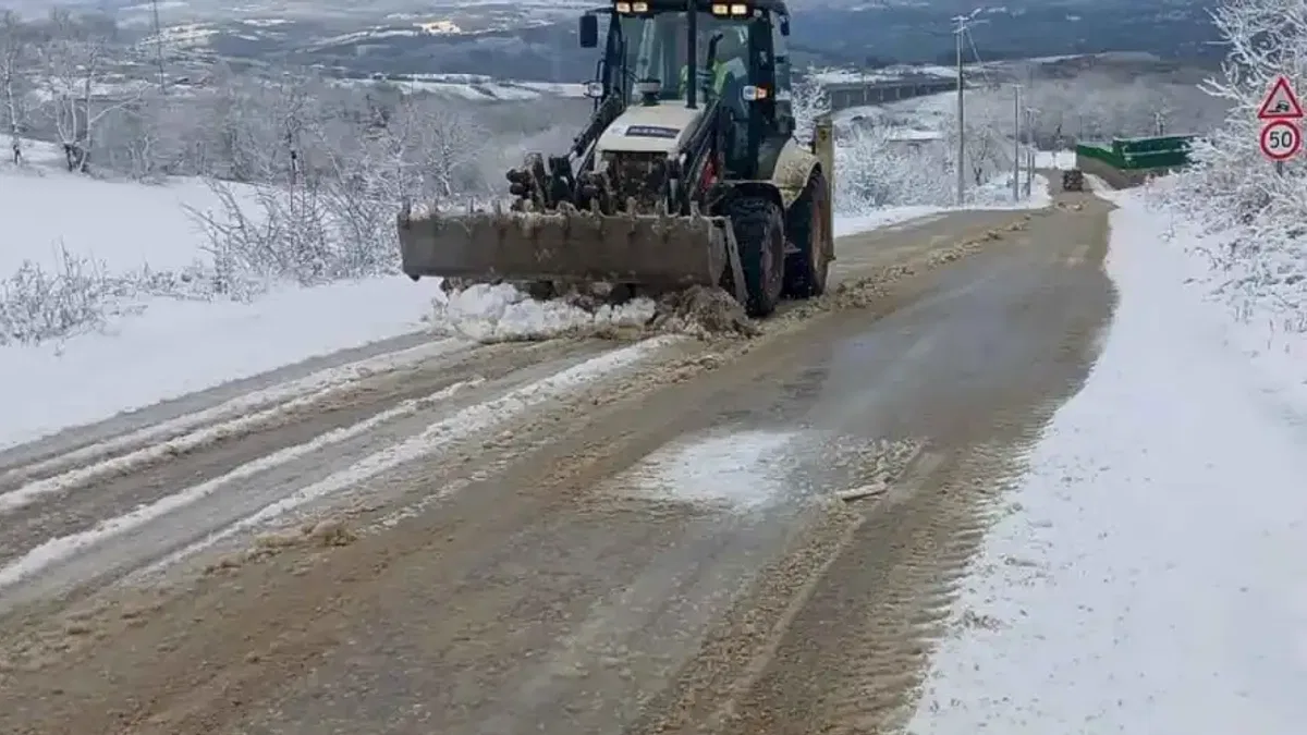 Kocaeli'de gece gündüz yollar açık