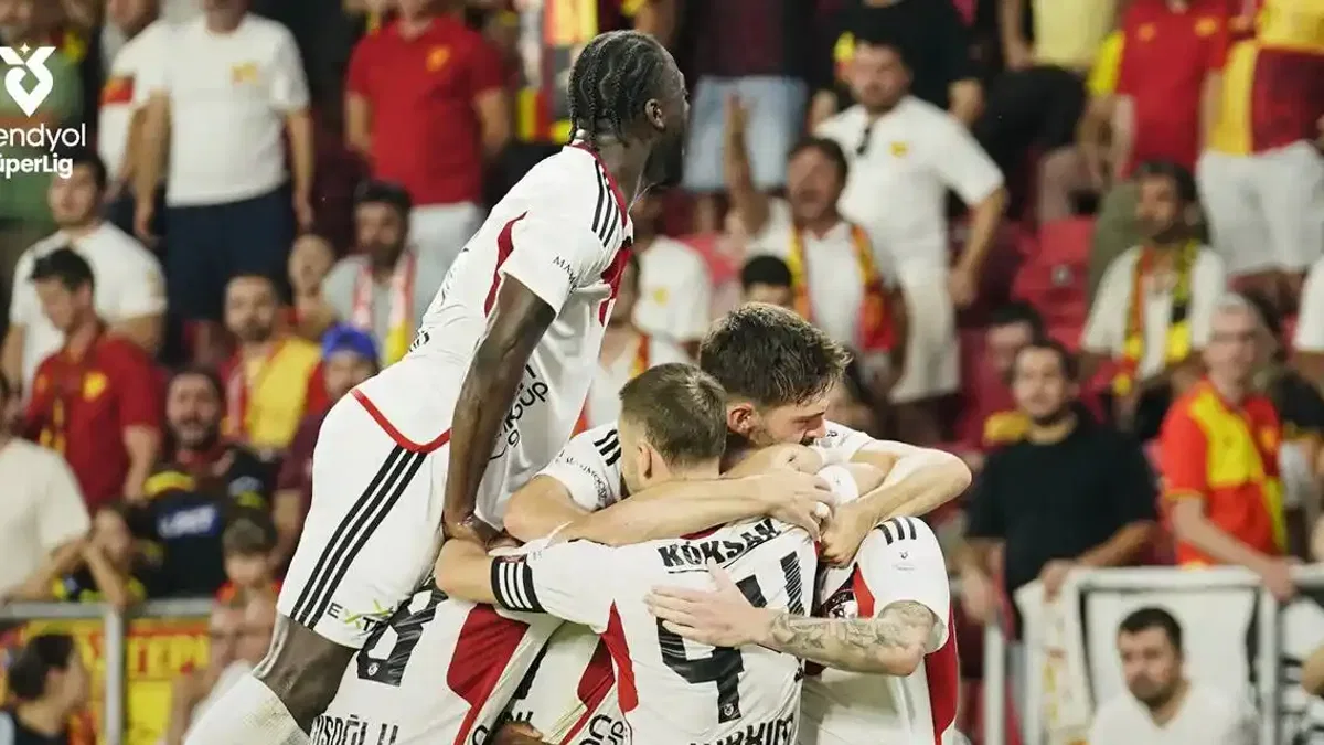Göztepe 2-4 Gaziantep FK (Maç Sonucu) İzmir'de kara gece!