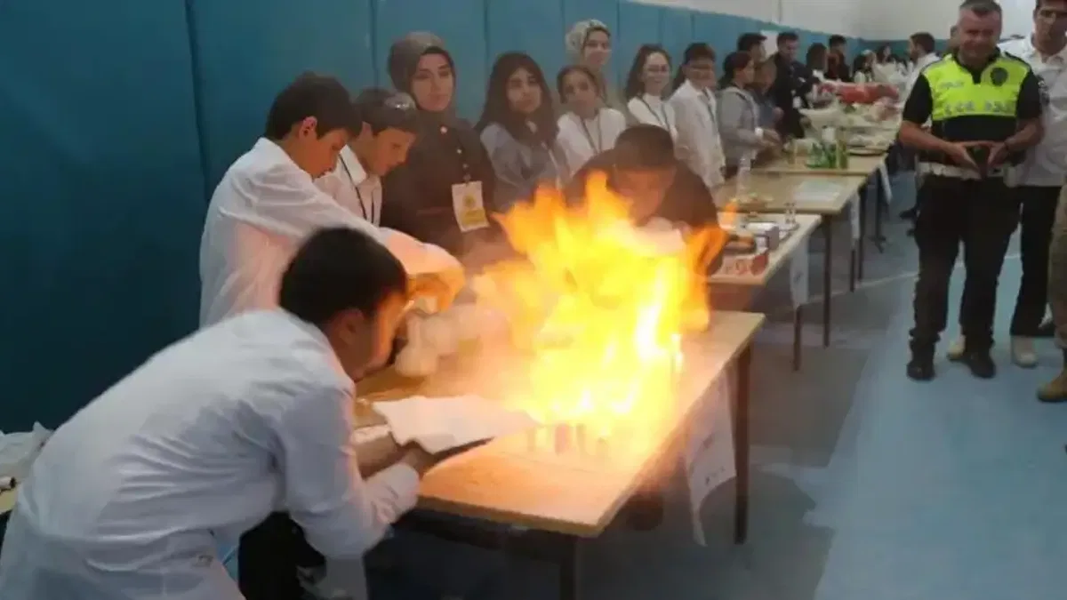 Erzurum Narman'da öğrenciler eğitsel şenlikte hünerlerini sergiledi