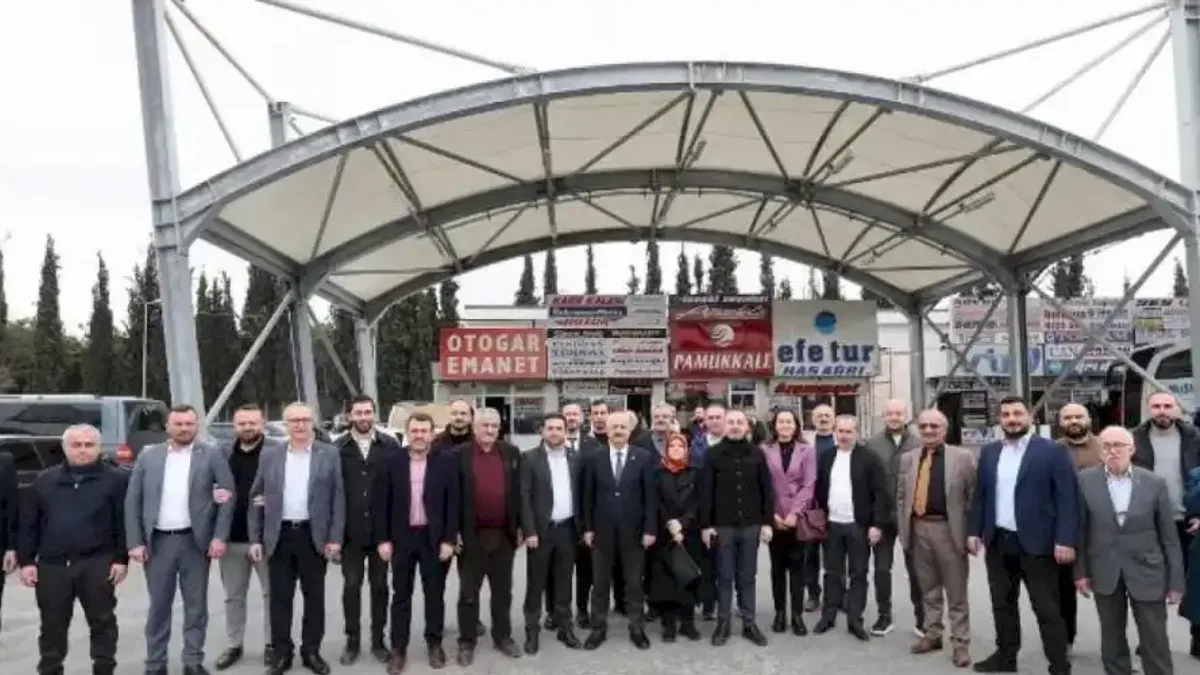 Başkan Adayı Büyükgöz terminal esnafını ziyaret etti