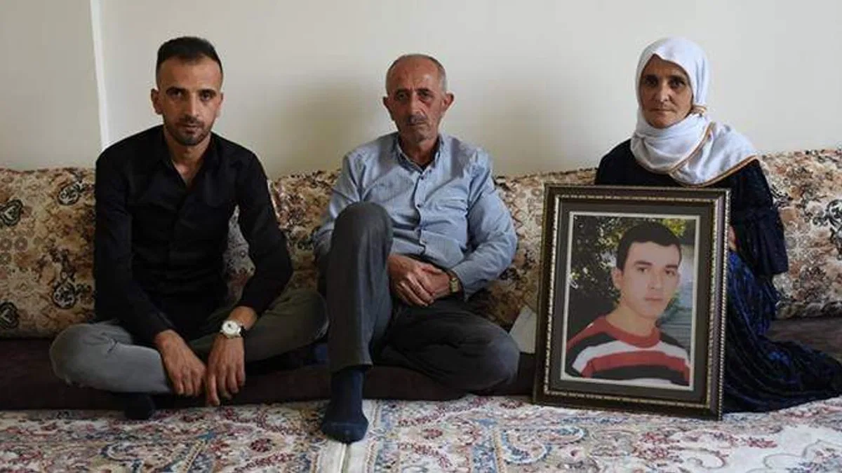 Şemdinli'de 18 kişinin şehit olduğu saldırının acısı tazeliğini koruyor