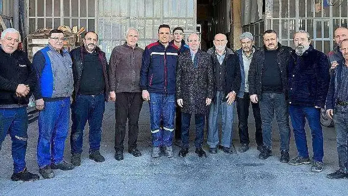 Selçuklu Belediye Başkanı Ahmet Pekyatırmacı esnaf ve huzurevi ziyareti gerçekleştirerek vatandaşlar ile bir araya geldi.