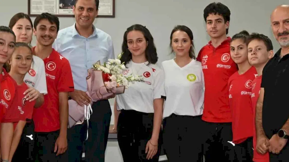 Manisa'da Başkan Zeyrek milli sporcularla buluştu