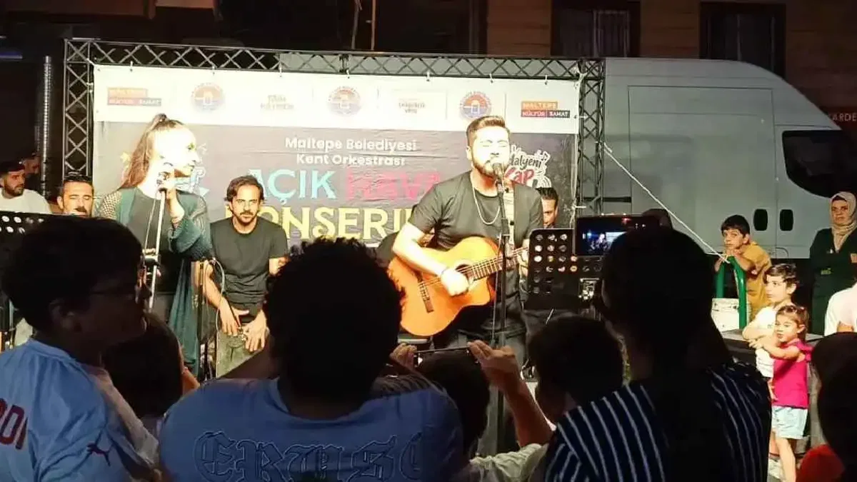 İstanbul Maltepe’de açık hava konserleri devam ediyor