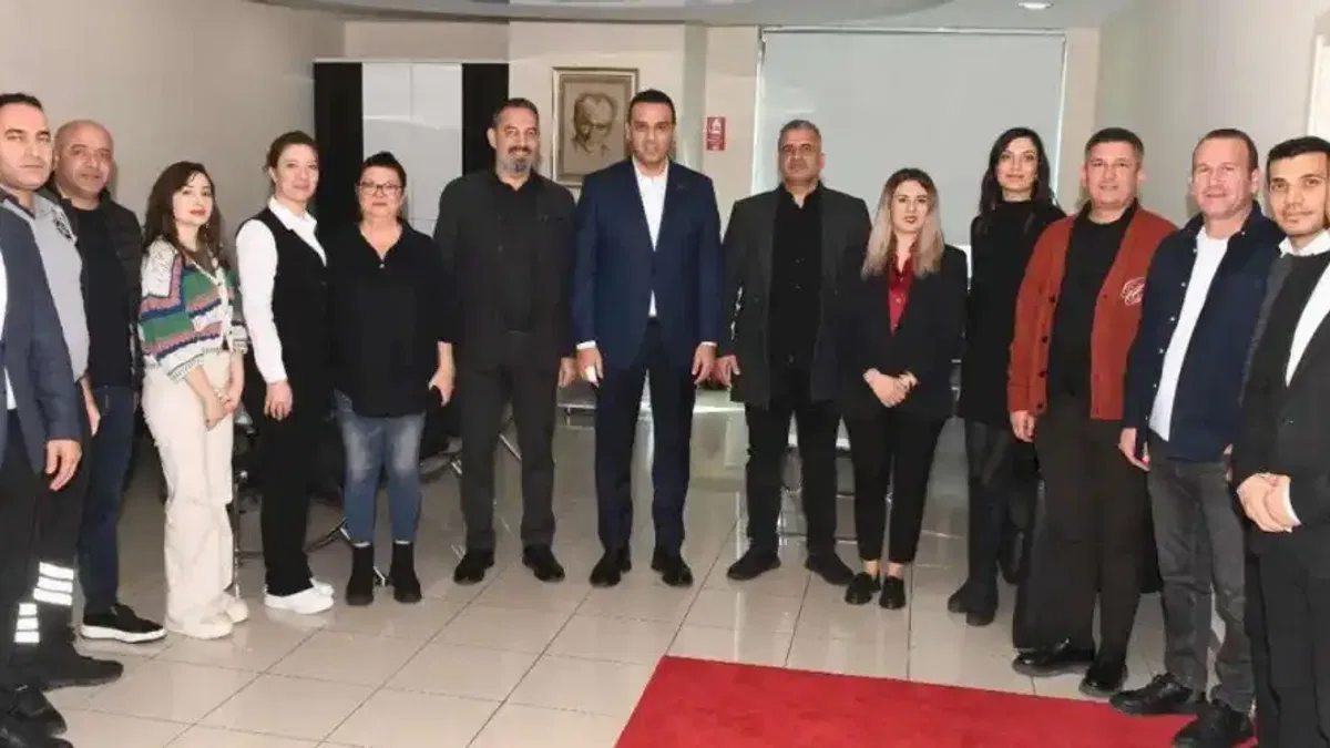 İzmir Çiğli’de yeni yıl öncesi dayanışma