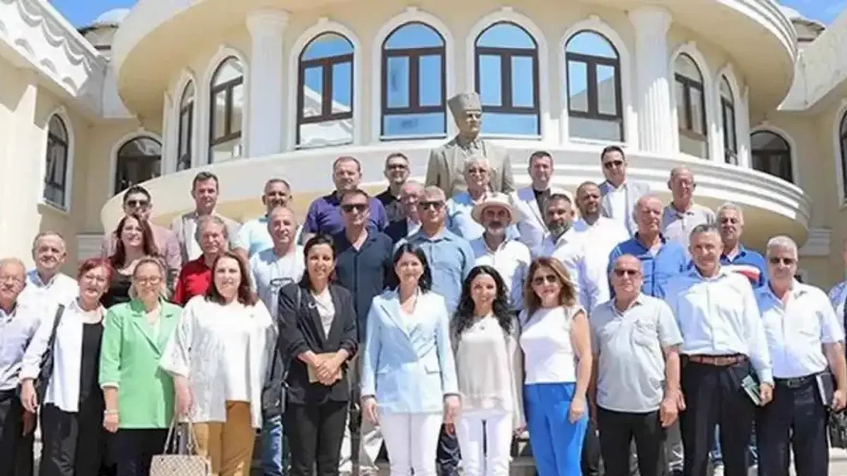Edirne'de Başkan Akın mahalle muhtarlarıyla buluştu