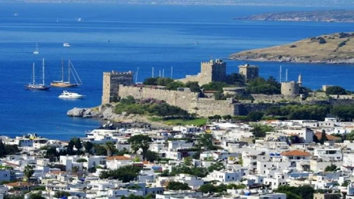 Bodrum'da milyonluk kiralar dudak uçurtuyor! Ev fiyatları şatolarla yarışıyor!