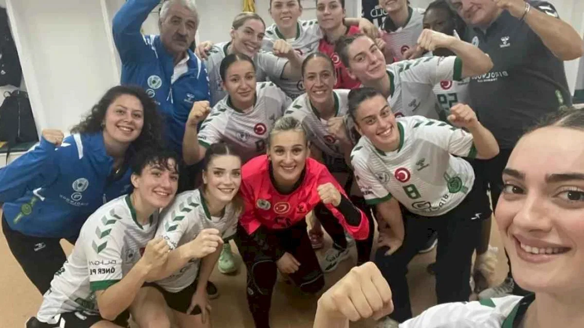 Üç temsilcimiz EHF'de üçüncü tura yükseldi