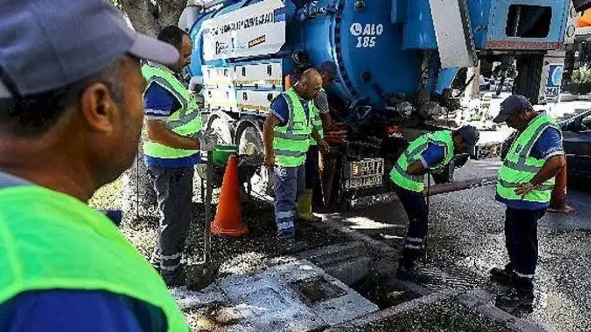ASAT ekipleri yağmur suyu hattı temizliğine başladı