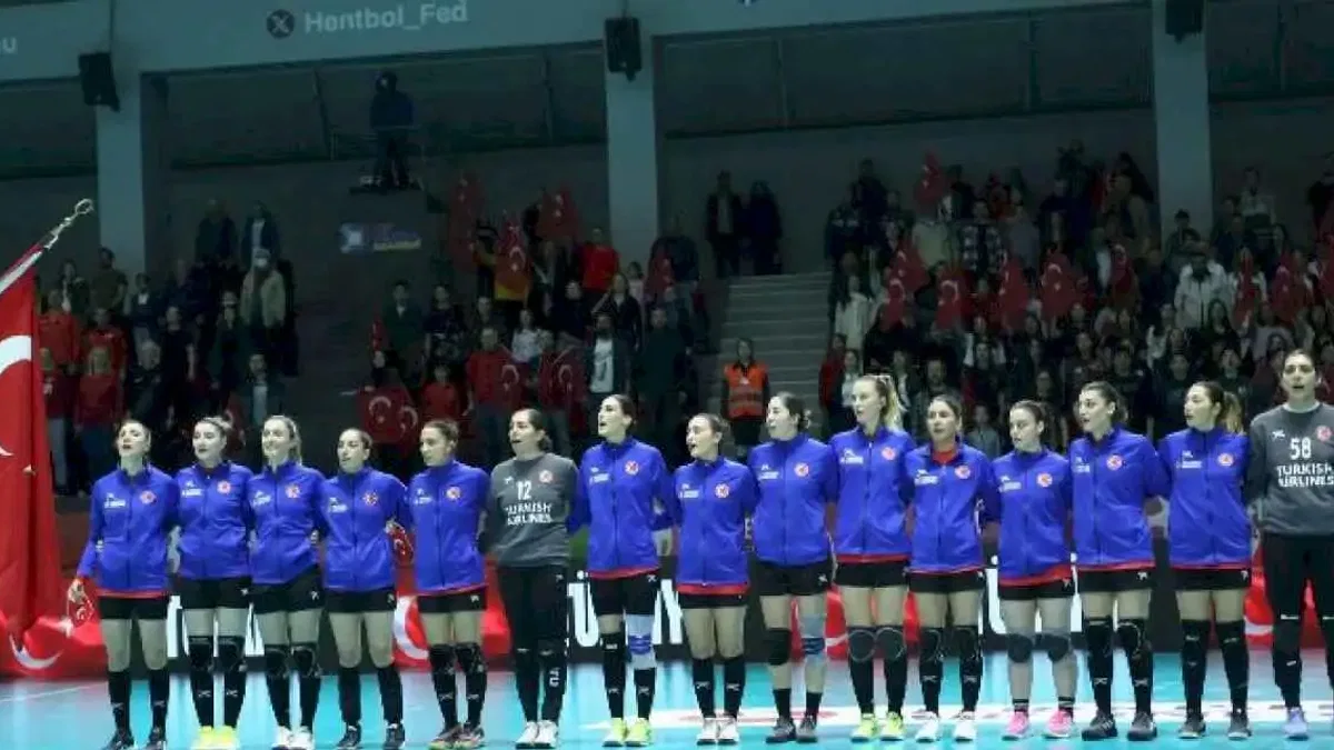 Kadınlar EURO 26, Türkiye'de düzenlenecek