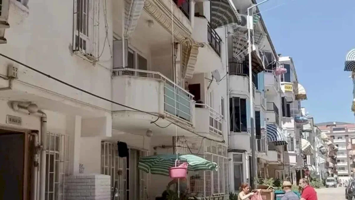 Sepet sarkıtma geleneği Küçük Kumla’da devam ediyor