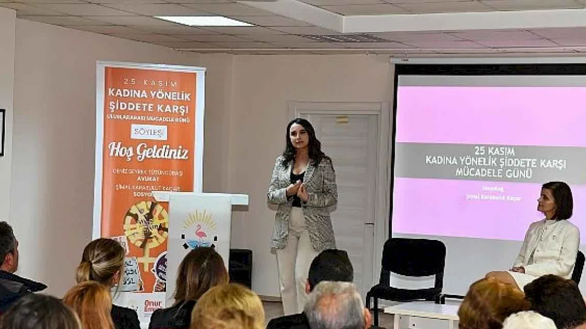 Çiğli Belediyesi'nden Kadına Yönelik Şiddetle Mücadele ve Farkındalık Söyleşisi