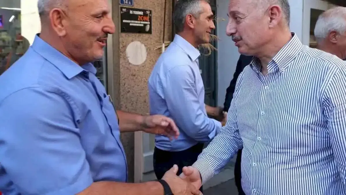 Başkan Büyükakın, Karamürsel’de esnafla buluştu