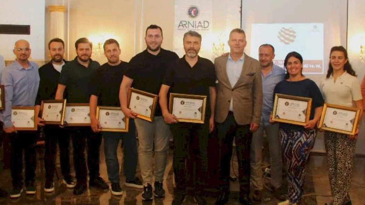 Arnavut iş insanları Kosova’da buluşacak