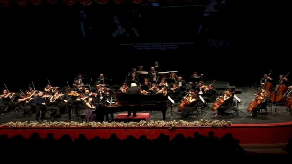 Dünyaca ünlü sanatçılardan depremzedeler yararına konser