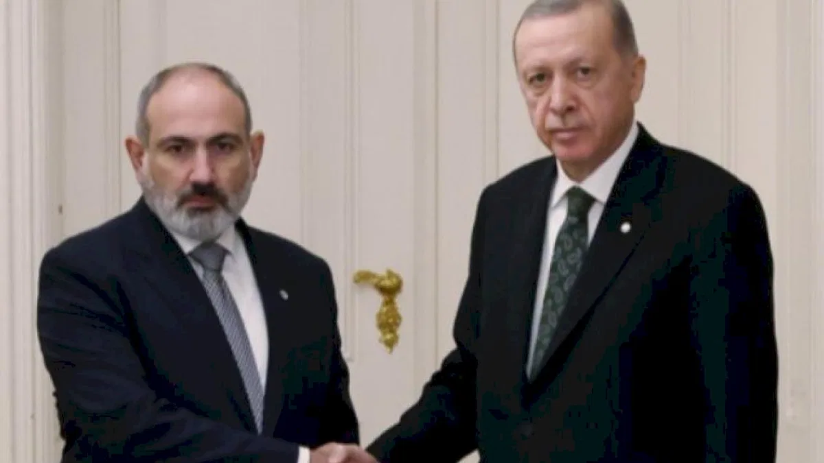 Cumhurbaşkanı Erdoğan, Paşinyan ile görüştü