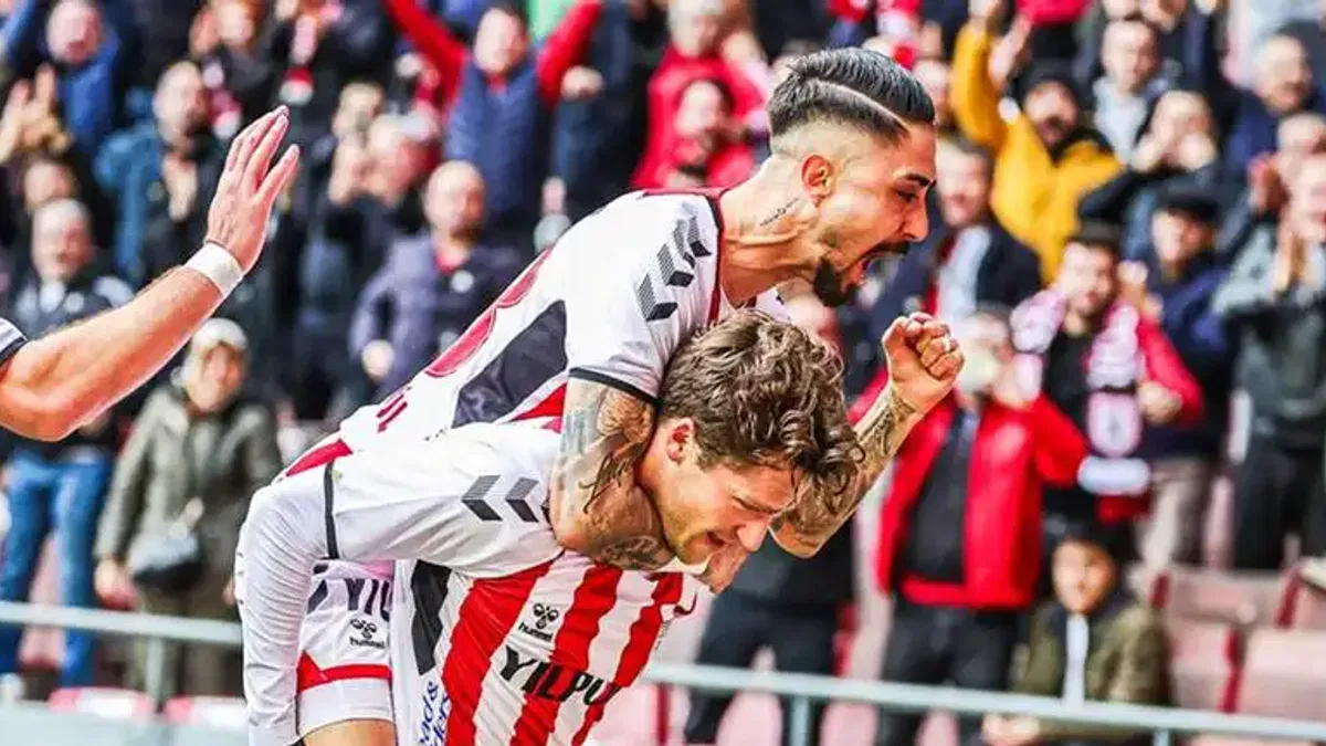 Yılport Samsunspor 2-1 MKE Ankaragücü (Maç Sonucu) Samsun evinde hata yapmadı!