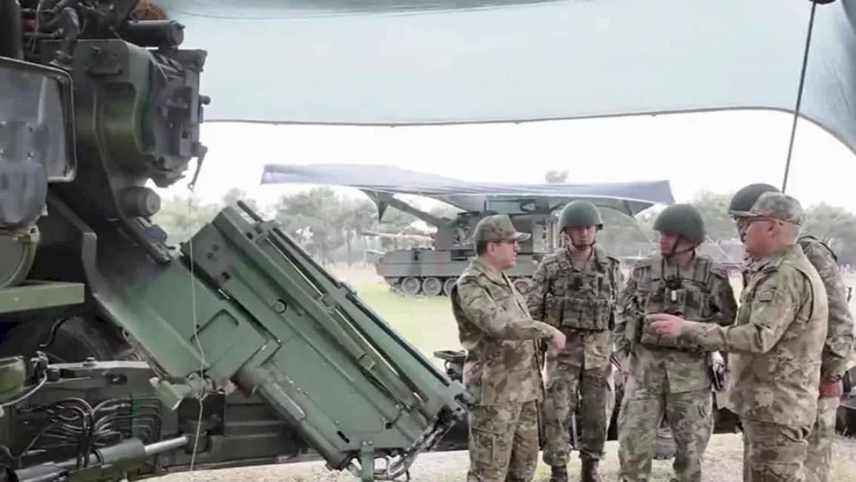 Orgeneral Bayraktaroğlu Ege Ordusu'nda... Harbe hazırlıklarını yerinde denetledi