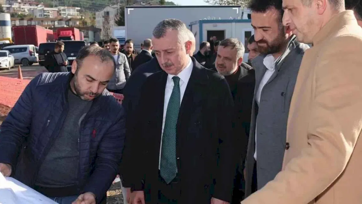 Kocaeli Solaklar’a şimdi de yaya üst geçidi geliyor