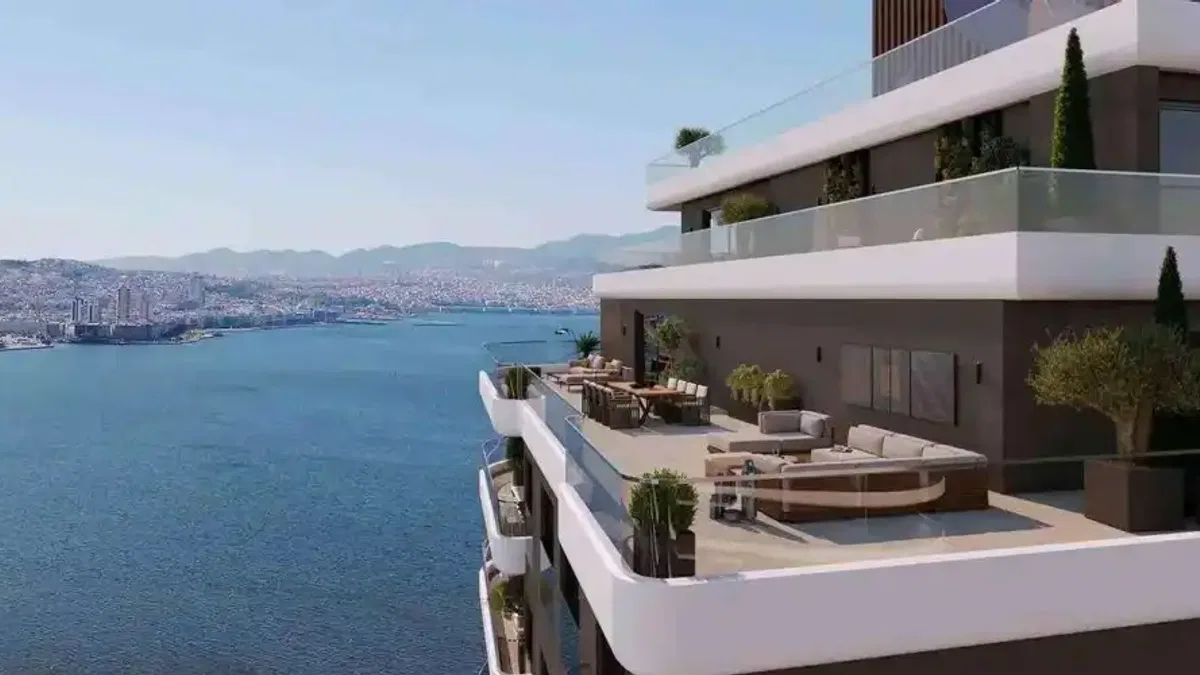 Neva Yalı İzmir: Denizle İç İçe Yeni Bir Yaşam Yorum