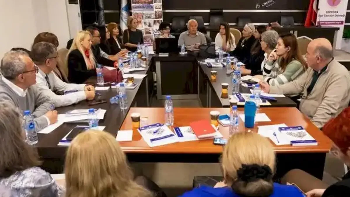Narlıdere, 3. Yaş Üniversiteleri Çalıştayı'na ev sahipliği yaptı