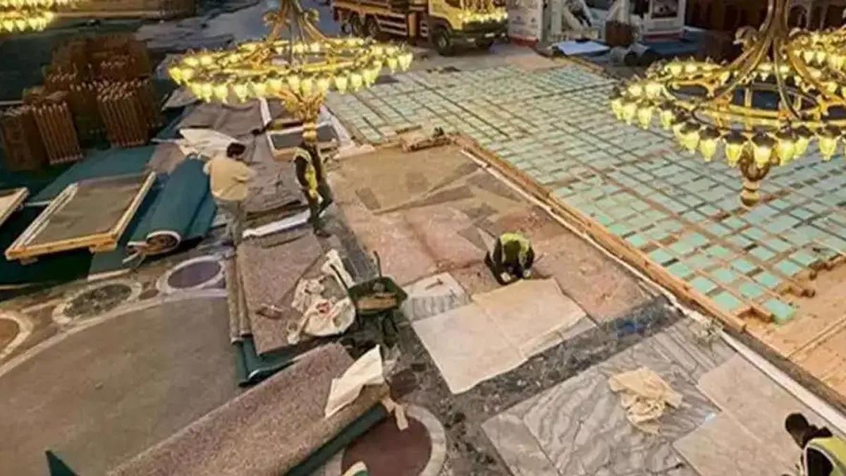 Ayasofya'daki restorasyon çalışmalarındaki iddialara yalanlama: Zemin tahrip edilmedi!