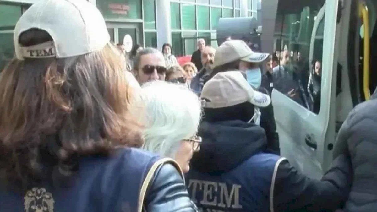 İstanbul'da CHP'li 9 belediyede 10 tutuklama!