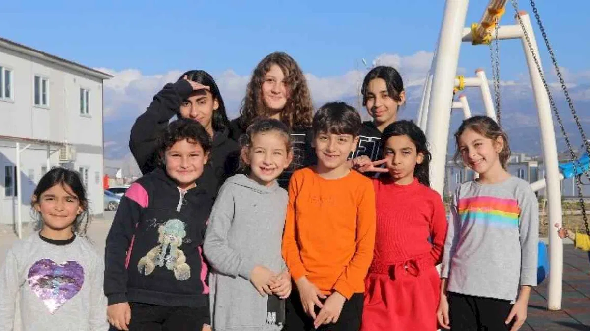 Depremin birinci yıl dönümünde  anlamlı ziyaret
