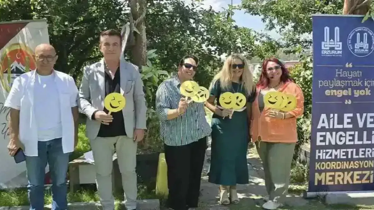 Erzurum’da “Sen Yeter ki Gülümse” farkındalığı