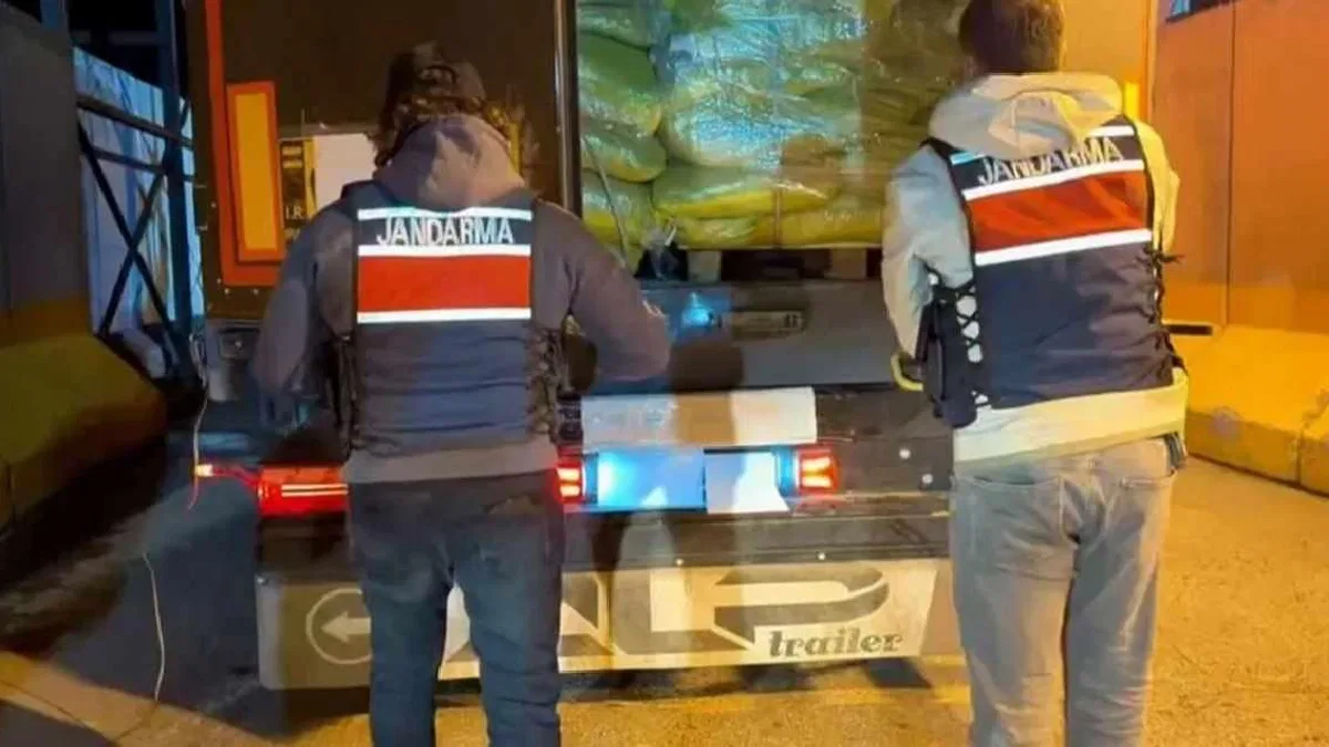 Van'da uyuşturucu operasyonu! 333 kilogram skunk ele geçirildi
