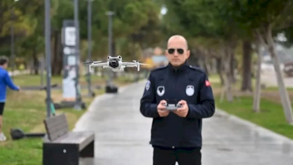 Antalya Büyükşehir zabıtasından dronla denetim