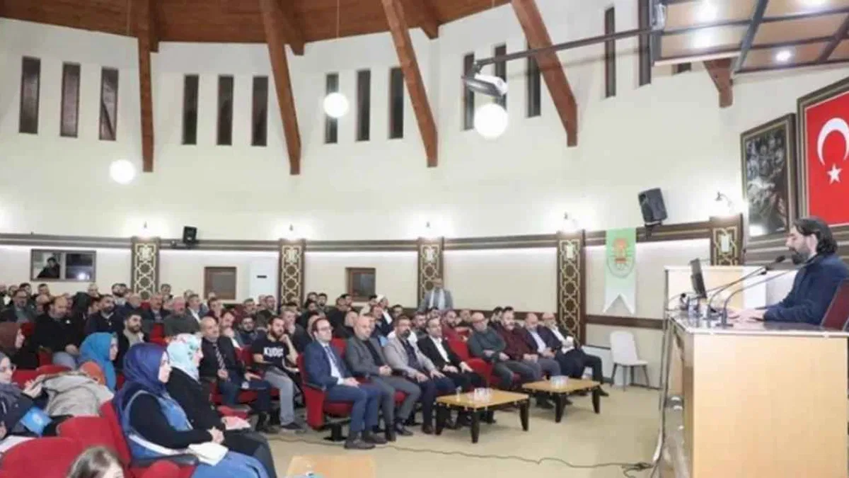 İnegöl Aile Okulu Eğitimleri Abdülaziz Kıranşal Semineriyle başladı