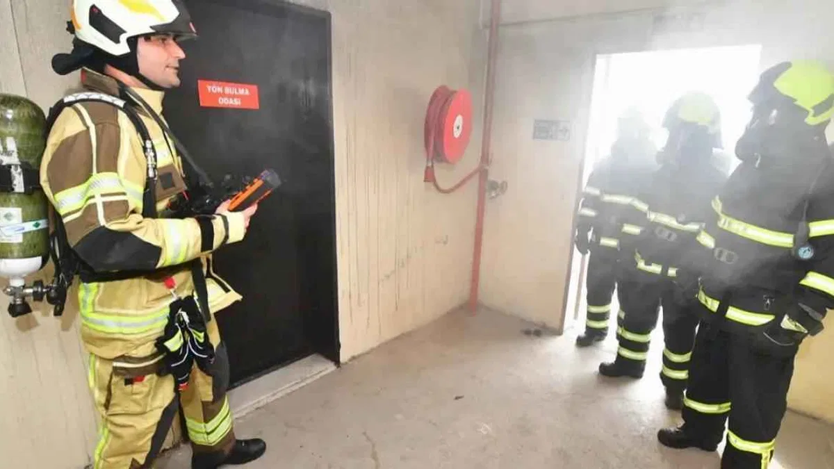 İzmir Büyükşehir'den yangın güvenliğine sıkı denetim