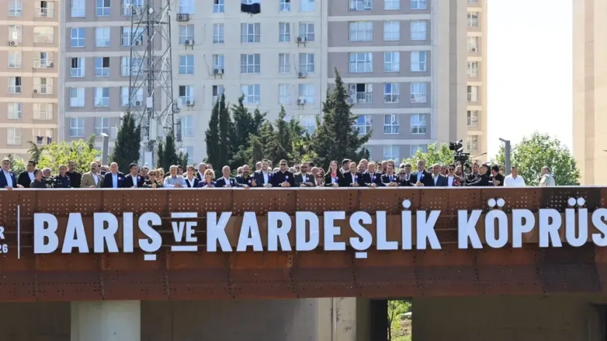 İstanbul Esenyurt'ta 'Barış ve Kardeşlik' Köprüsü açıldı