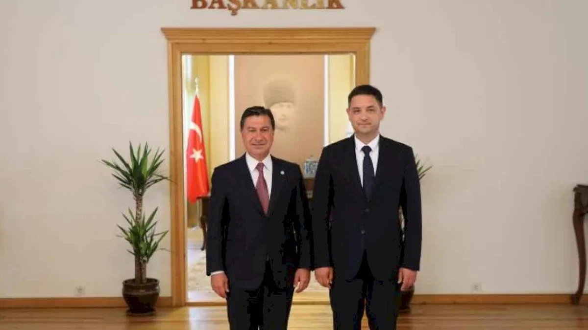 Ukrayna Antalya Konsolosu’ndan Başkan Aras’a ziyaret