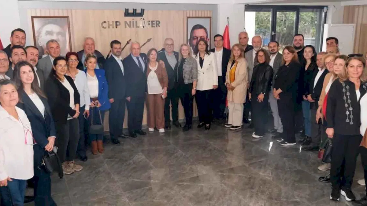 Başkan Şadi Özdemir'den CHP Nilüfer İlçe Yönetimine Hayırlı Olsun Ziyareti