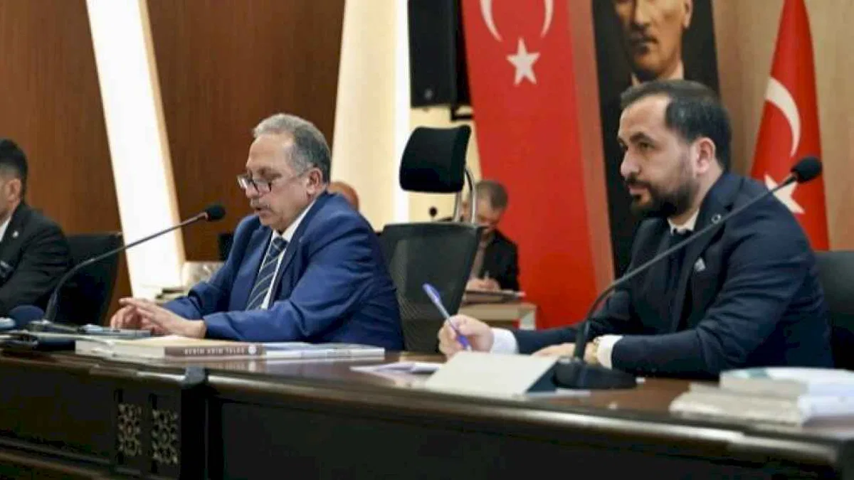 Kayseri Talas'ta yeni Meclis'ten ilk toplantı