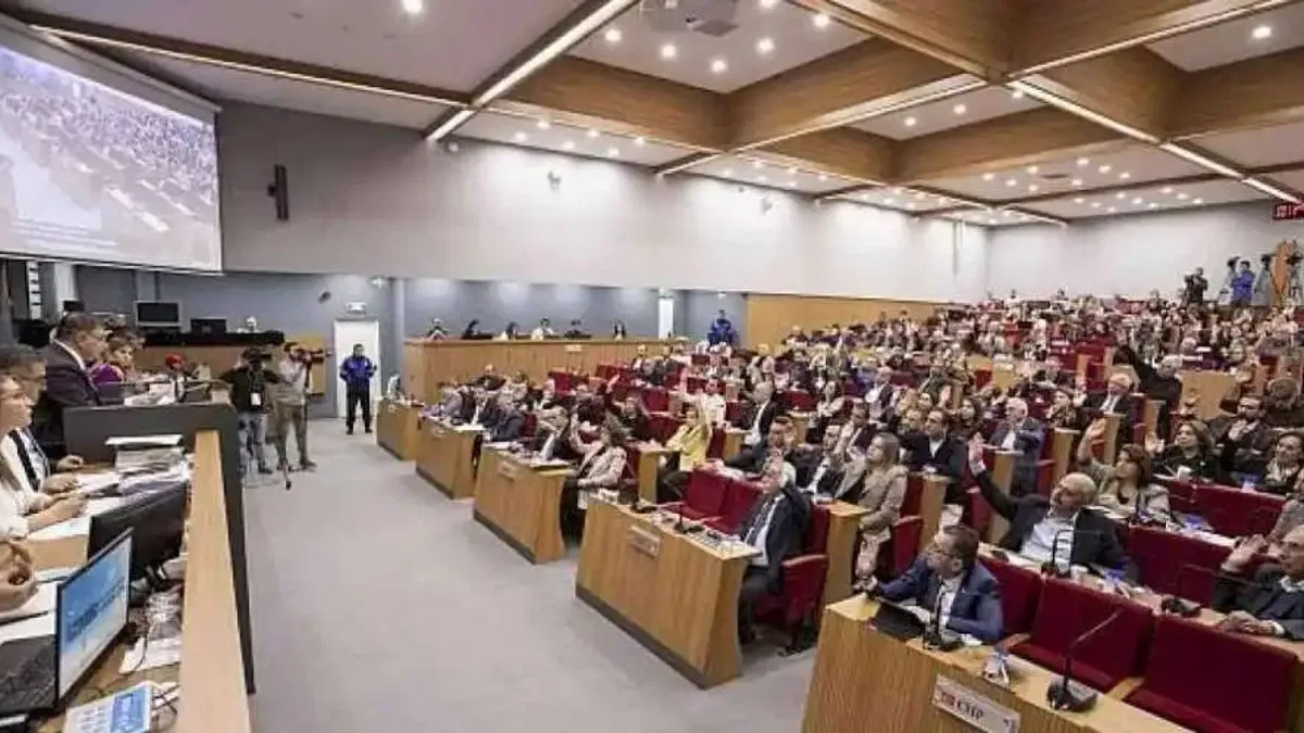 ESHOT'un proje dolu bütçesine 14 yıl sonra oy birliği