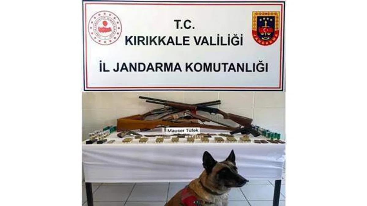 Kırıkkale'de uyuşturucu ve silah operasyonlarında 4 şüpheli yakalandı