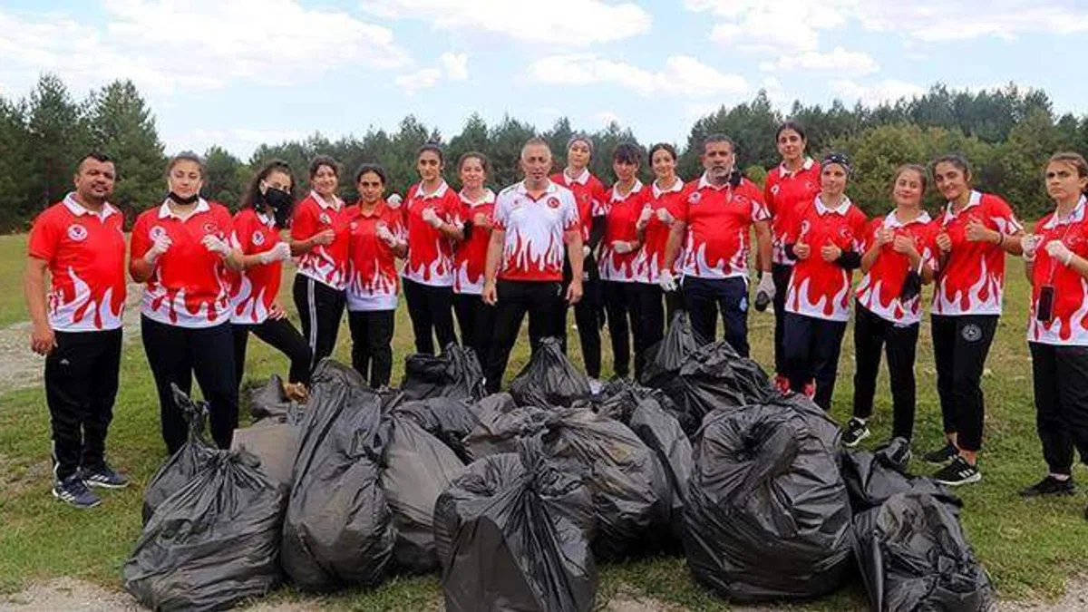 Milli boksörlerden çevre duyarlılığı