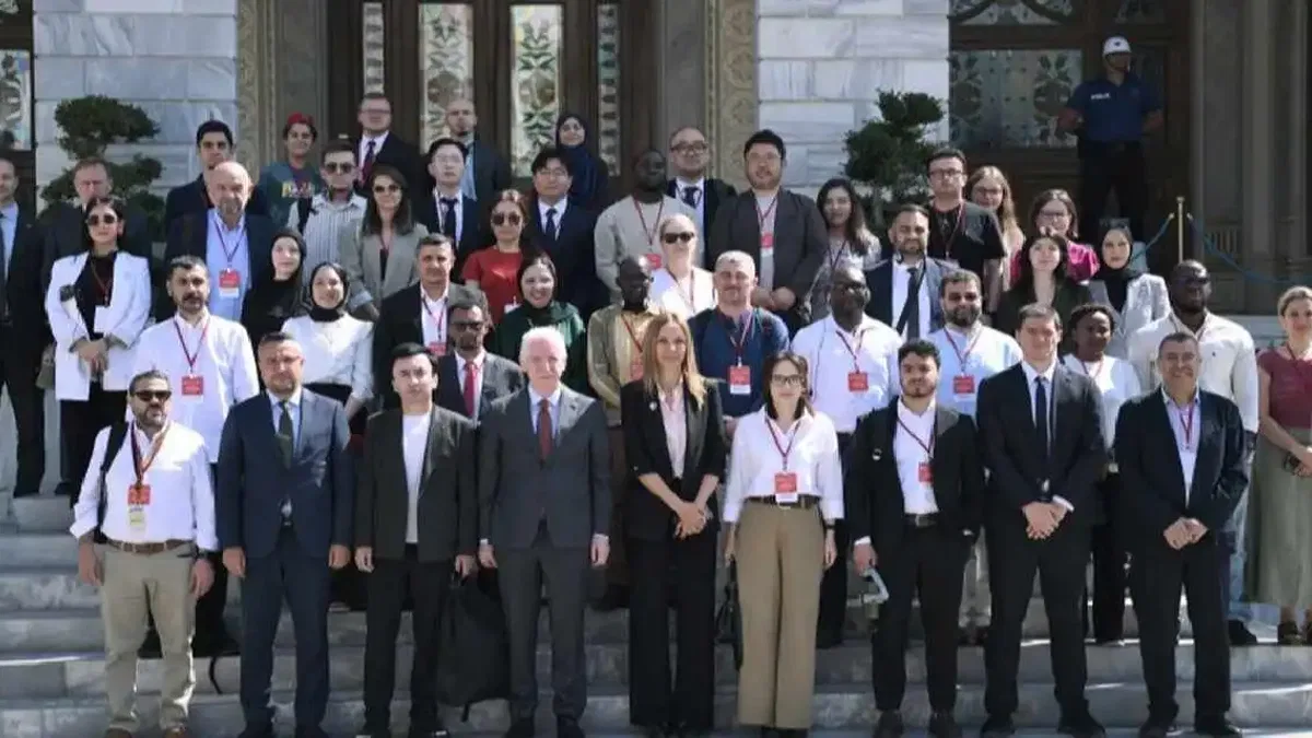 İstanbul'da 21 ülkeden gazeteciler bir araya geldi