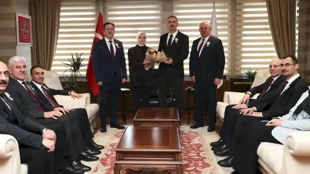 Ağrı Defterdarı'ndan Vali Bozkurt’a hafta ziyareti