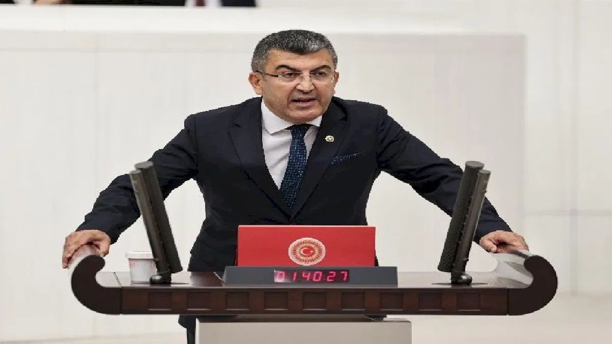 Gelecek-Saadet: 15 Temmuz'da milletin cebine darbe yapıldı