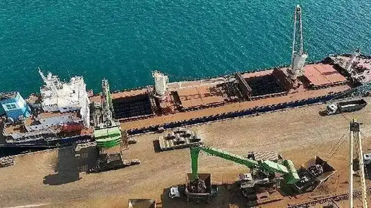 Tosyalı Demir Çelik Sarıseki Tesisi ilk ihracatını gerçekleştirdi