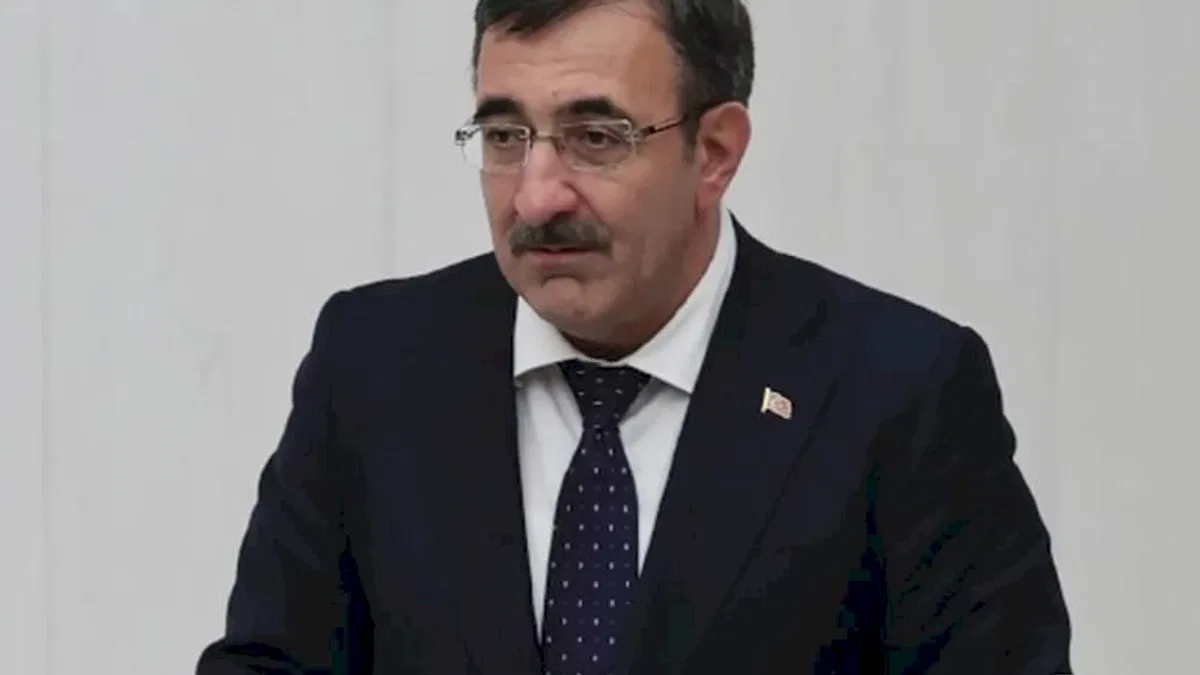 Cevdet Yılmaz: İşsizlik tek haneli seviyesini koruyor