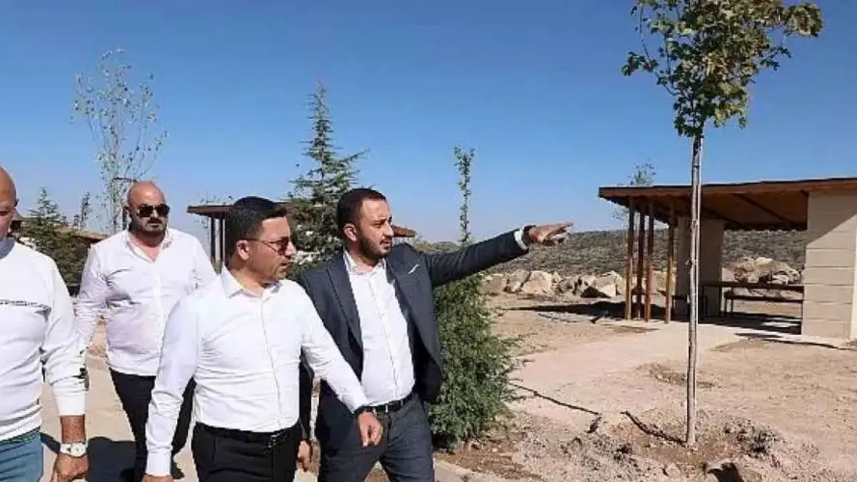 Belediye Başkanı Arı Çalışma Alanlarında İncelemelerde Bulundu