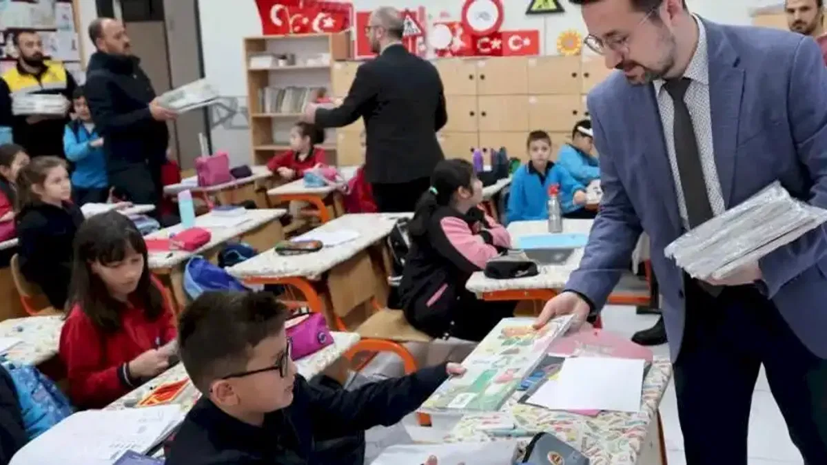 Konya Karatay'da ilkokul öğrencilerine sıfır atık bilinci