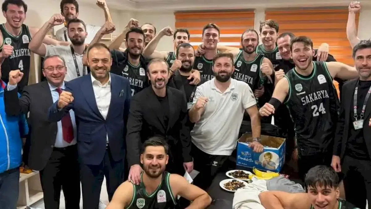 Sakarya Büyükşehir Basketbol Ankara’dan galibiyetle döndü