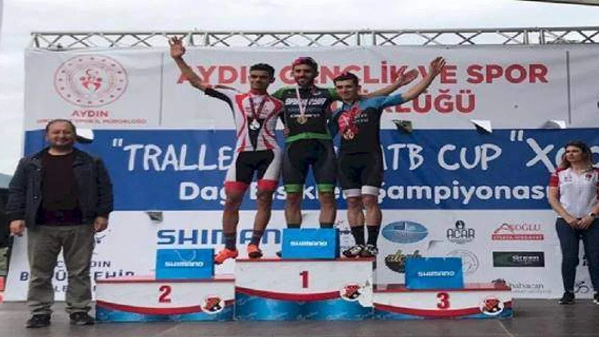 Sakarya sporcuları rüzgar gibi esti
