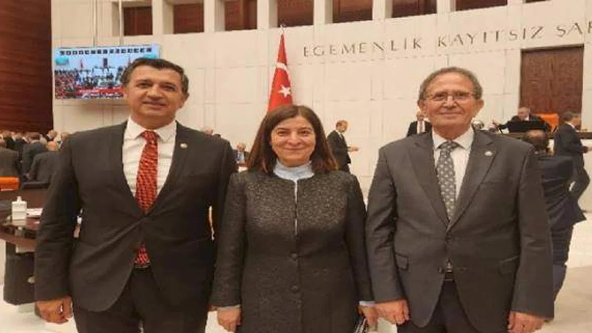 Edirneli vekiller Meclis'ten son fotoğraflarını paylaştı